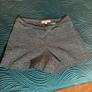 black and white summer shorts